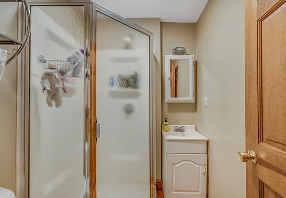 5th image of 9 Sewall St APT 1