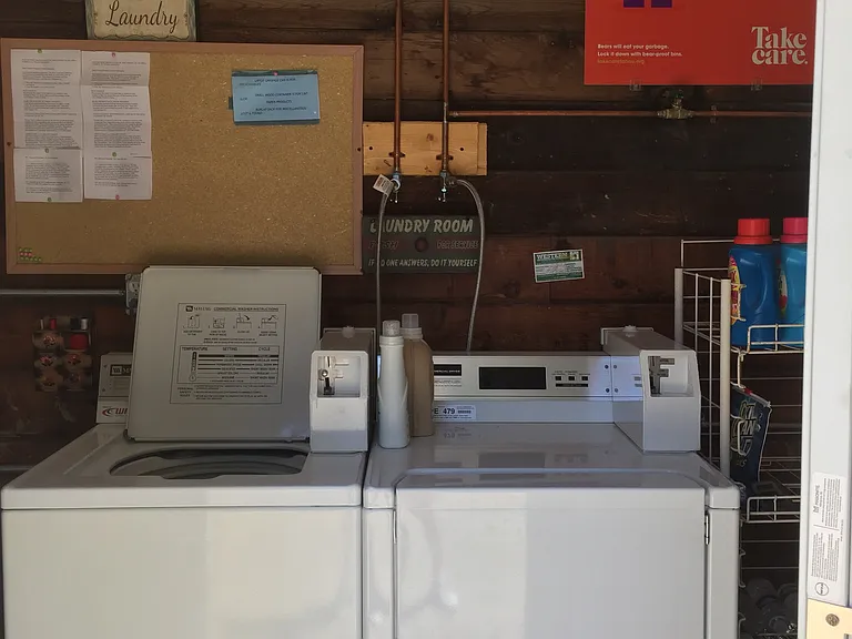 O laundry roomn-site