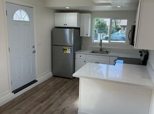 7952 Vanalden Ave, Reseda, CA 91335