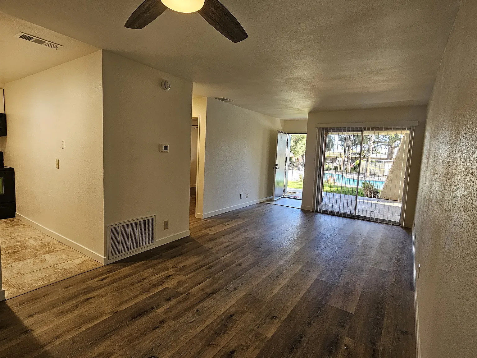 1 bed, 589 sqft, $1,500 — Photo 3