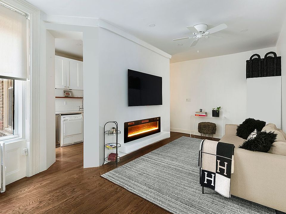 1st image of 25 Charles St APT 2C