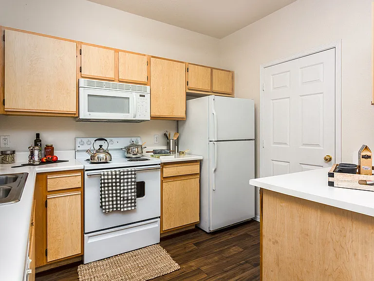 IMT Riverview — Photo 12