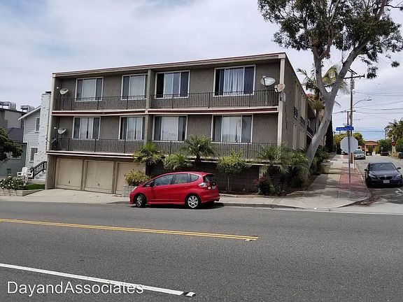 2nd image of 529 Manhattan Beach Blvd APT A