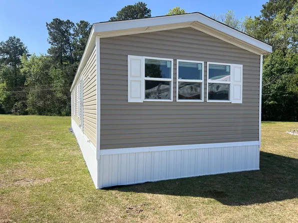 17920 Brandon Rd, Laurinburg, NC 28352