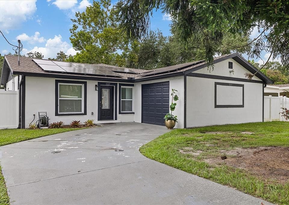 1st image of 3209 E HANNA AVENUE