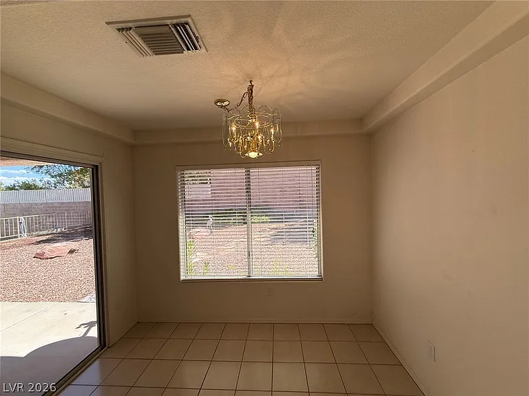 10905 Mill Cove Ave — Photo 8