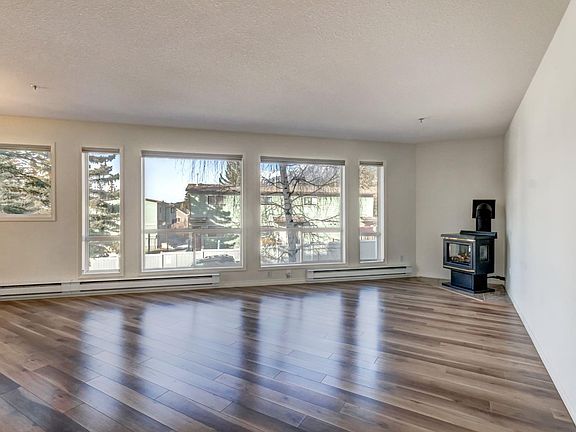 4th image of 1080 A Cougar Creek Dr #109