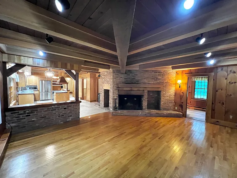38 Clark Hill Rd — Photo 15