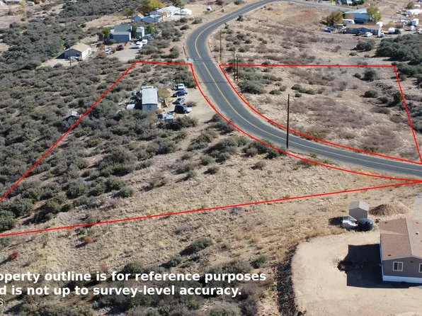 10810 E Henderson Rd, Dewey, AZ 86327