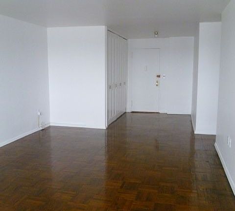 3rd image of 1841 Central Park Ave APT 10H