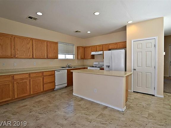 4th image of 4405 Laguna Garden Ave