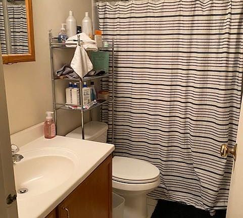 Bathroom with tub/shower combo