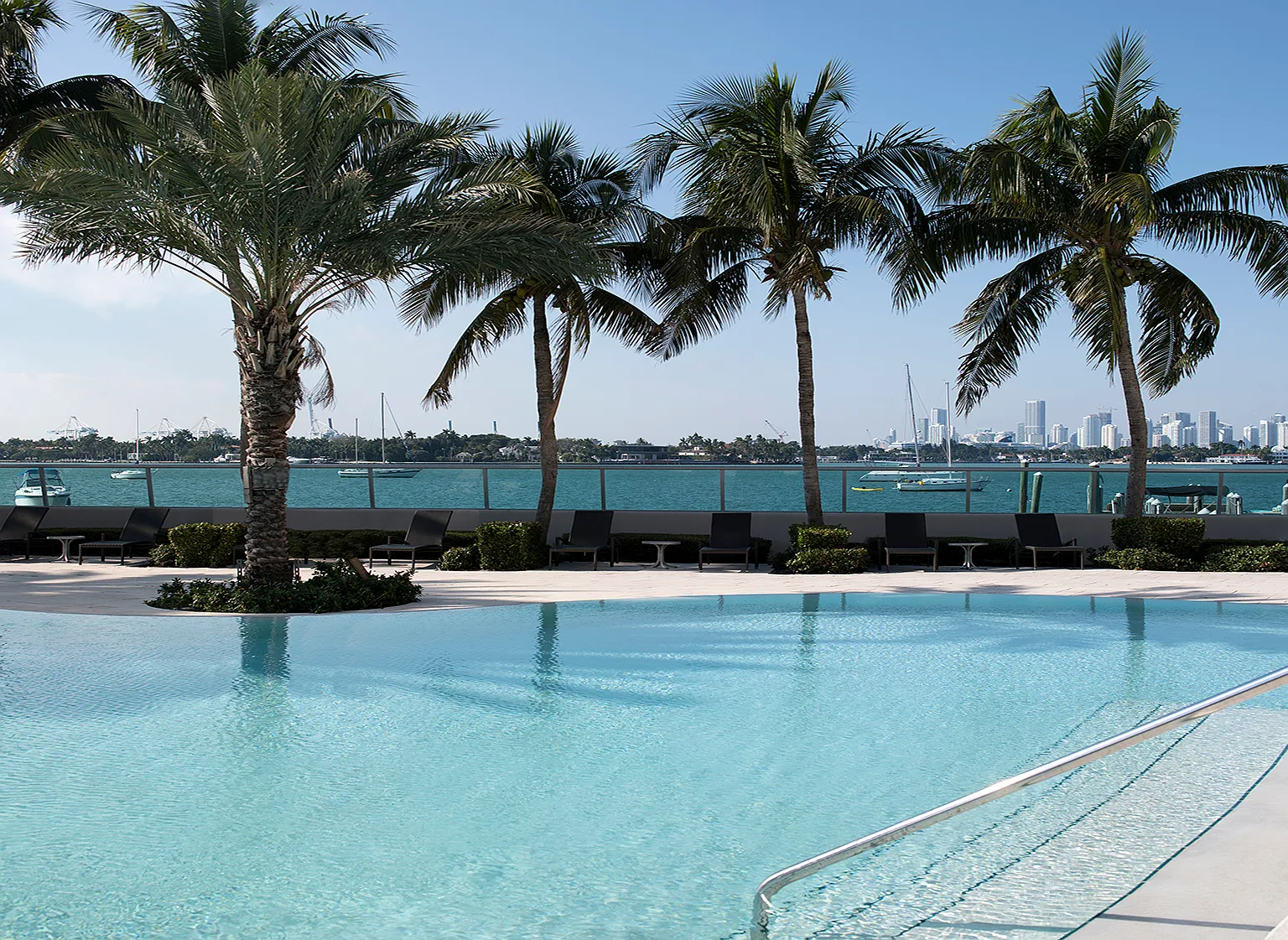 Flamingo South Beach — Photo 4