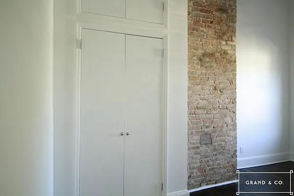 Rented by Grand & Co. | media 27