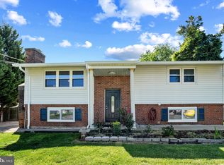 17849 Curtis Dr, Dumfries, VA 22026