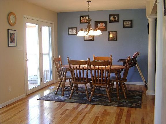 5th image of 1579 Maplewood Ct