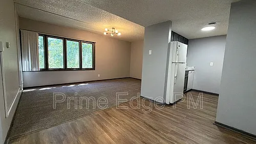 2343 B St Photo 1