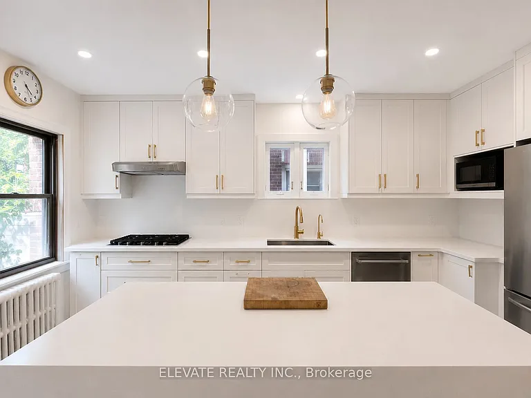120 Eastwood Rd — Photo 3