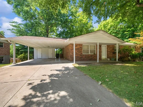 1847 Stoddard St, Cape Girardeau, MO 63701