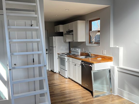 2nd image of 1611 Franklin Ave