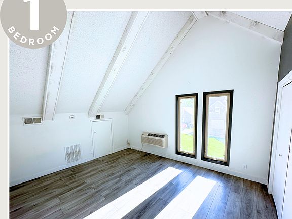 5th image of 213 7th St NE #116