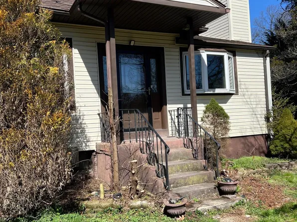 385 Tansboro Rd, Berlin, NJ 08009