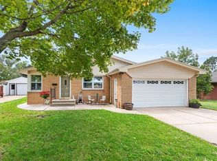 1780 Lilac Ln, Green Bay, WI 54302
