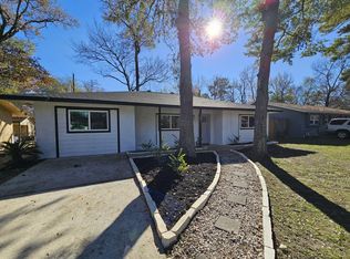 307 Hildred Ave, Conroe, TX 77303