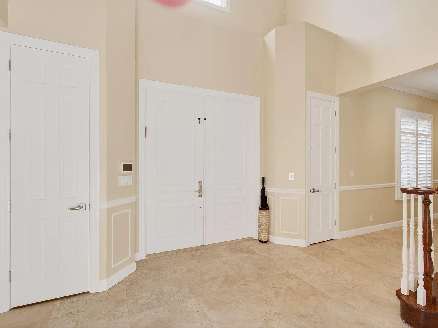 5 bed, 3.5 bath, 4064 sqft, $18,000 — Photo 4