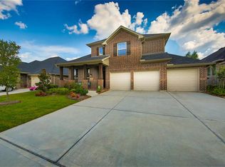 8122 Laughing Falcon Trl, Conroe, TX 77385