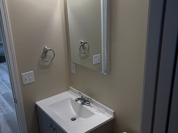 3rd image of 1100 Valley Club Dr #B