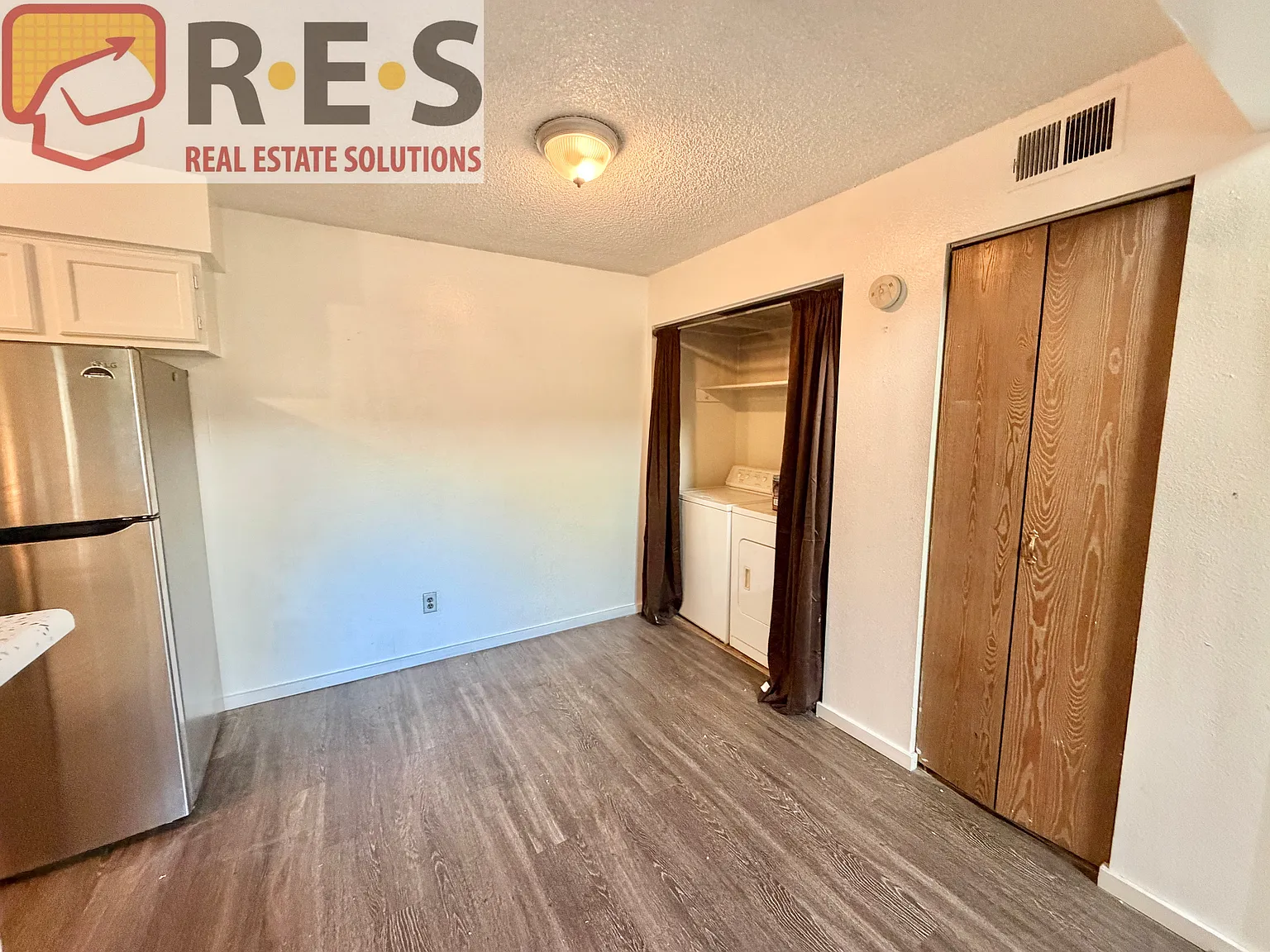 12043 E Harvard Ave — Photo 3