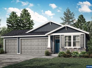 1015 Marie St, Mount Angel, OR