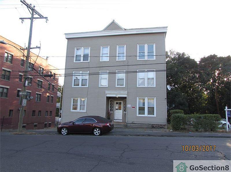 2nd image of 203 S Leonard St #3N
