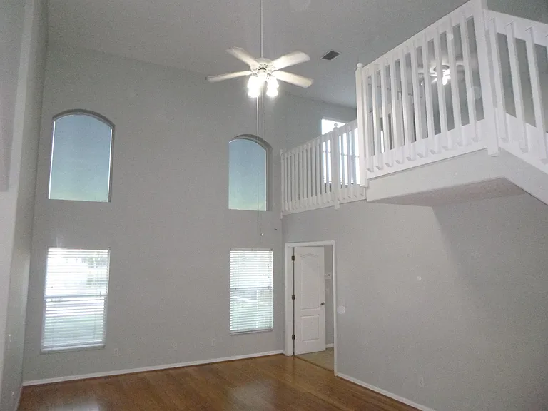 19146 Cypress Green Dr — Photo 7