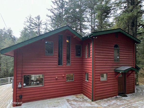 1537 Three Sisters Way, Kodiak, AK 99615