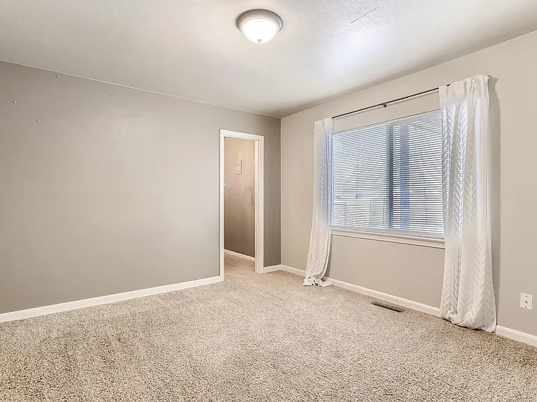 1090 Emporia St — Photo 12