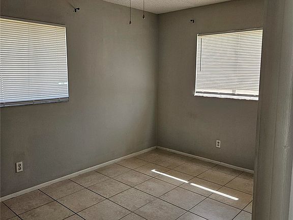 5th image of 13927/13929 1st St