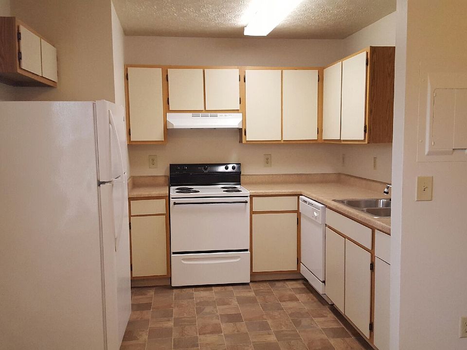 1st image of 2430 Bayside Dr