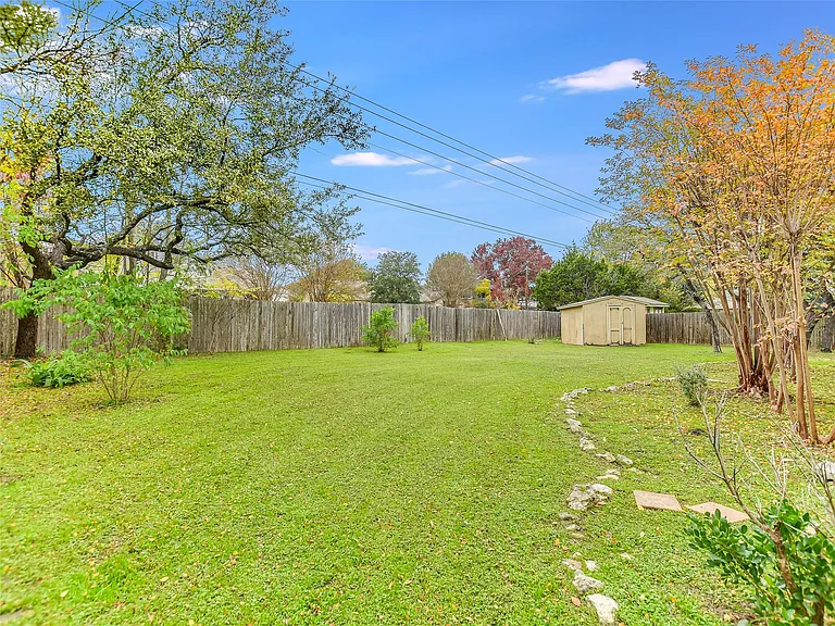 13220 Villa Park Dr — Photo 5