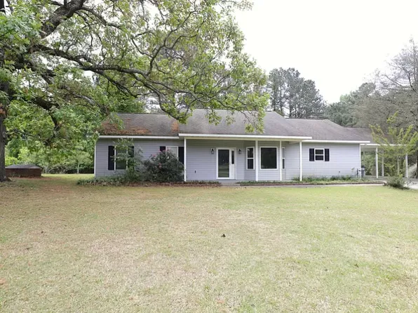 180 Trails End Rd, Carthage, NC 28327