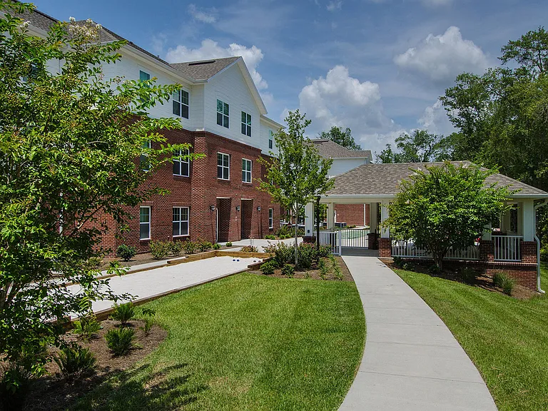 Magnolia Gardens Senior Apartments — Photo 9