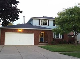 105 Royal Coach Rd, Buffalo, NY 14224