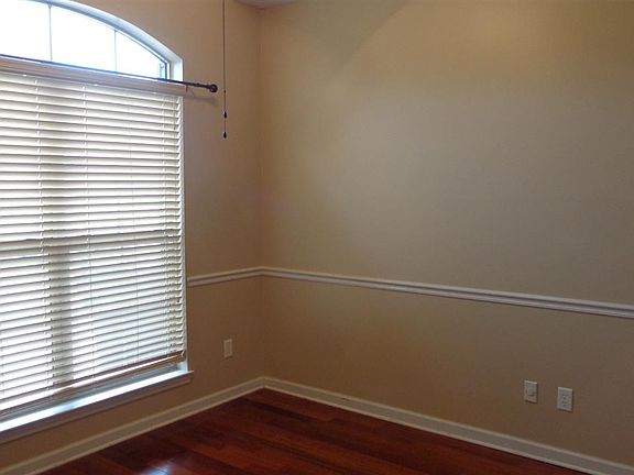 5th image of 1447 Sawmill Creek Ln