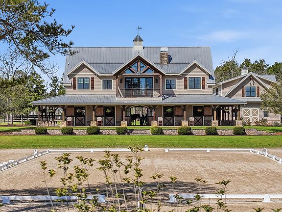 2nd image of 160 Honey Ridge Ln