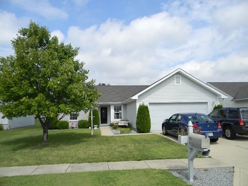 662 Springwater Rd photo 1