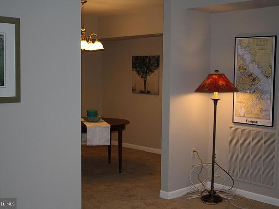 5th image of 12 Silverwood Cir APT 11