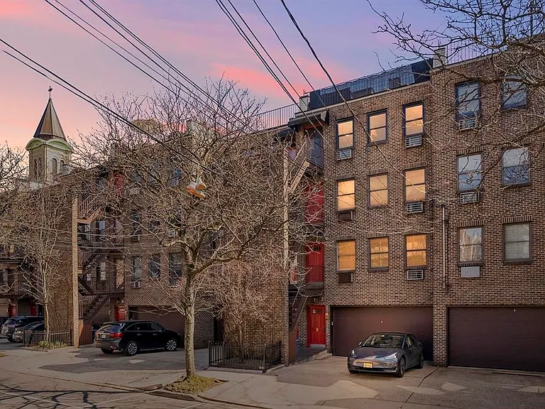 623 Madison St #3C — Photo 16