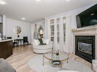 41 Summerwood Blvd #214, Strathcona County, AB T8H0C8