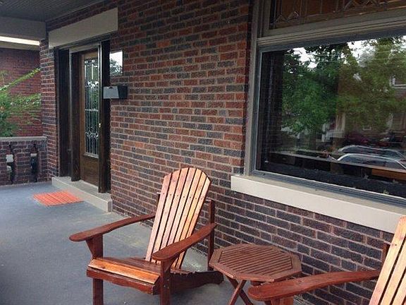 2nd image of 2333 Muriel Ct